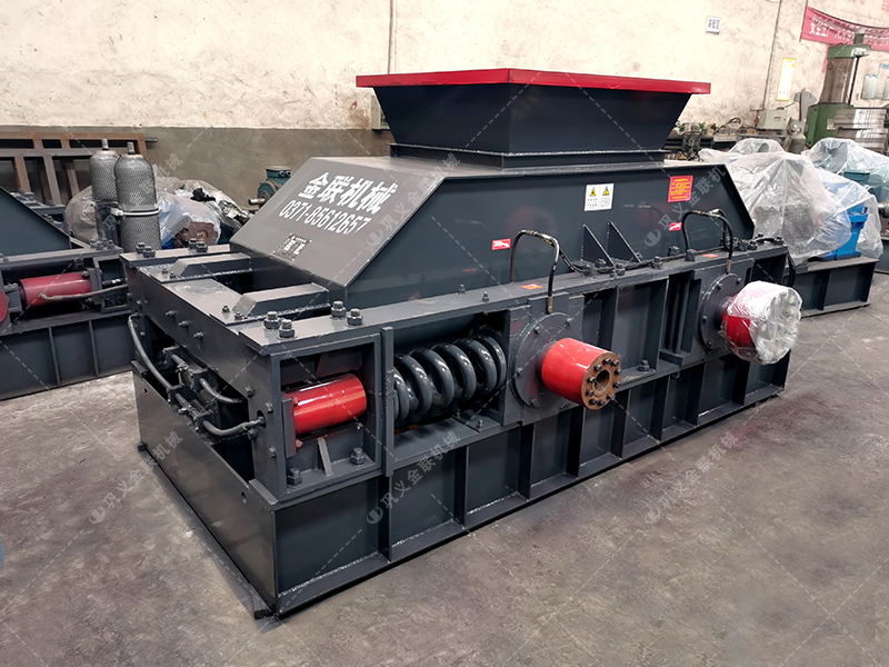 對(duì)輥破碎機(jī)破1噸礦石消耗多少電？