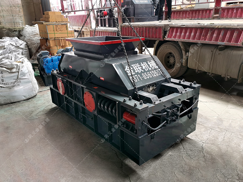 對(duì)輥破碎機(jī)破1噸礦石消耗多少電？