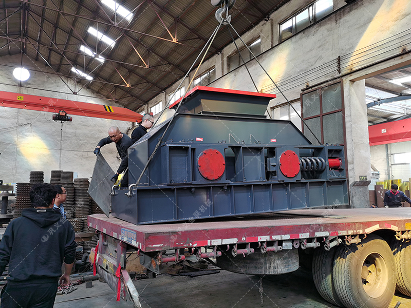 對(duì)輥破碎機(jī)的主要優(yōu)勢(shì)有哪些？選購對(duì)輥破的注意事項(xiàng)