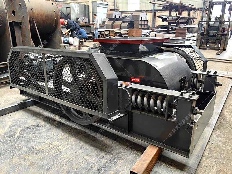 雙齒輥破碎機(jī)的齒輥設(shè)計(jì)有何特別之處，為何能提升破碎效率？