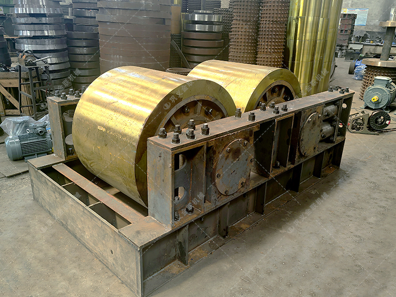 明明白白投資：購(gòu)買 1210型液壓對(duì)輥破碎機(jī)前需要算清的 “經(jīng)濟(jì)賬”?